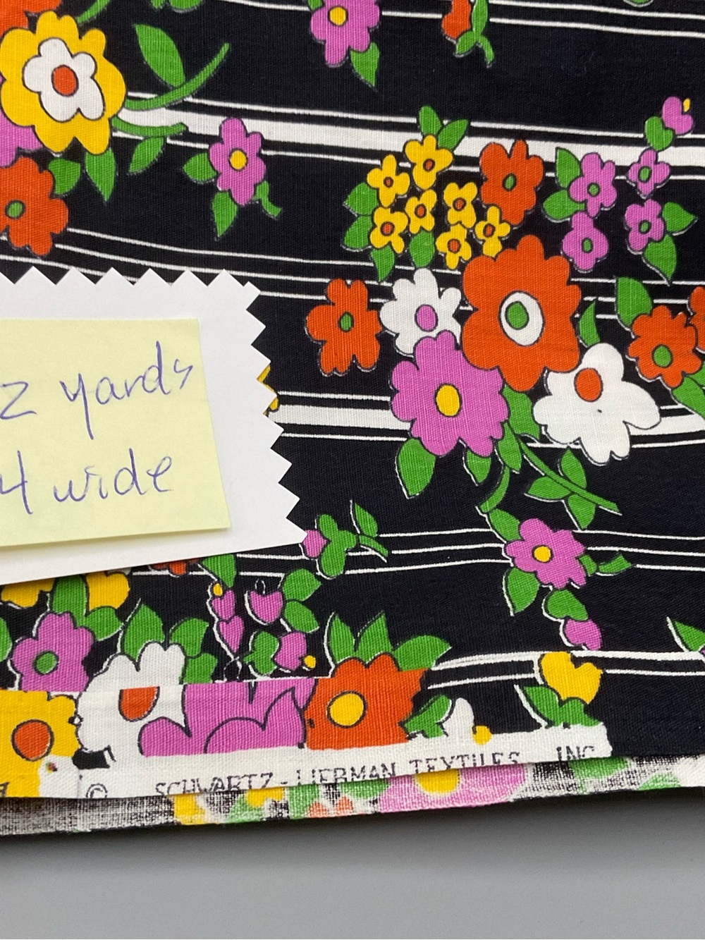 5+ Yards Vintage Multicolor Floral Cotton Fabric Bundle 44" W - Picture 3 of 4
